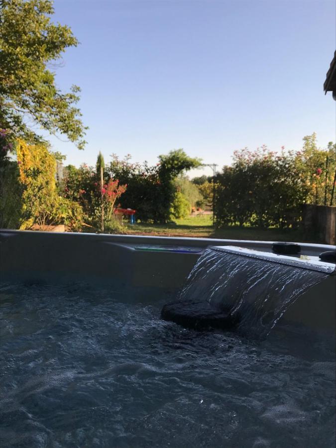 Le Hameau Du Buron - "Le Petit Buron" - Option Spa Eyzin-Pinet Buitenkant foto